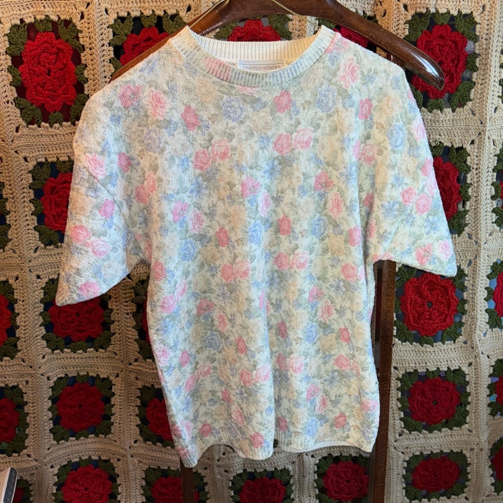 VINTAGE United States Sweaters Floral Shortsleeved Sweater Grandmacore G